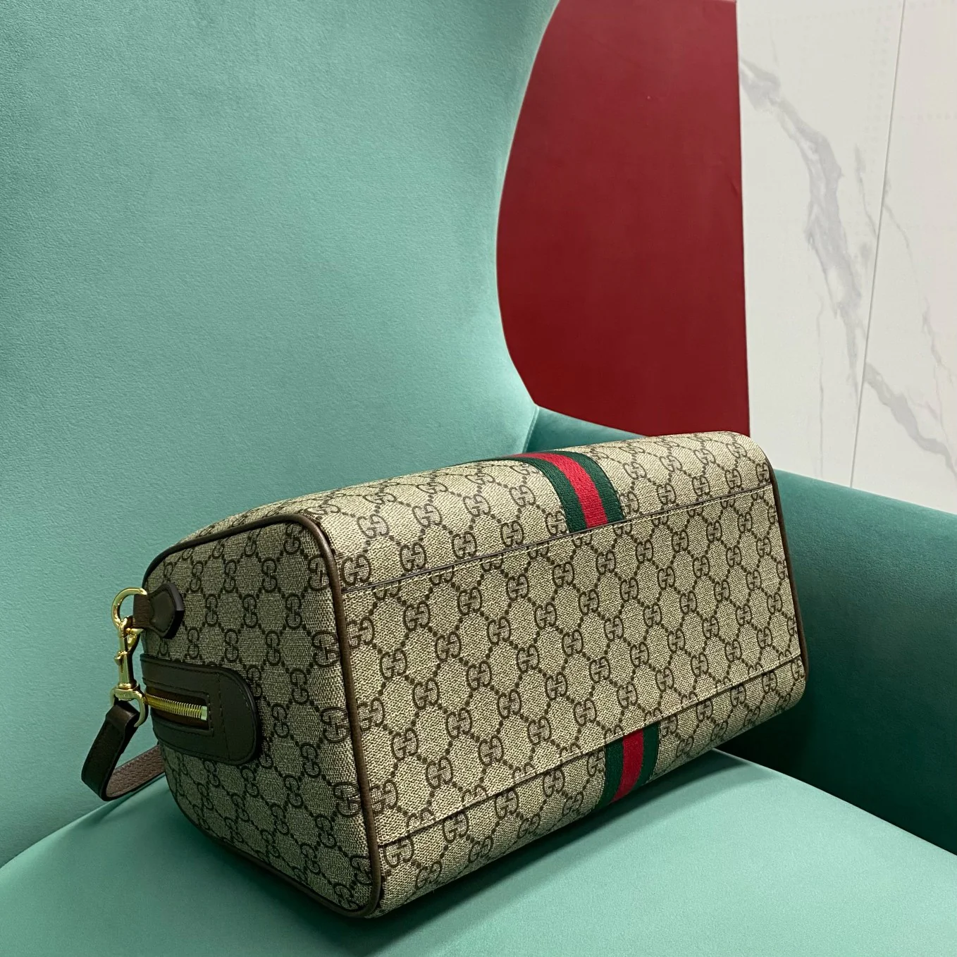 Мини-сумочка-подушка из серии Gucci-Ophidia