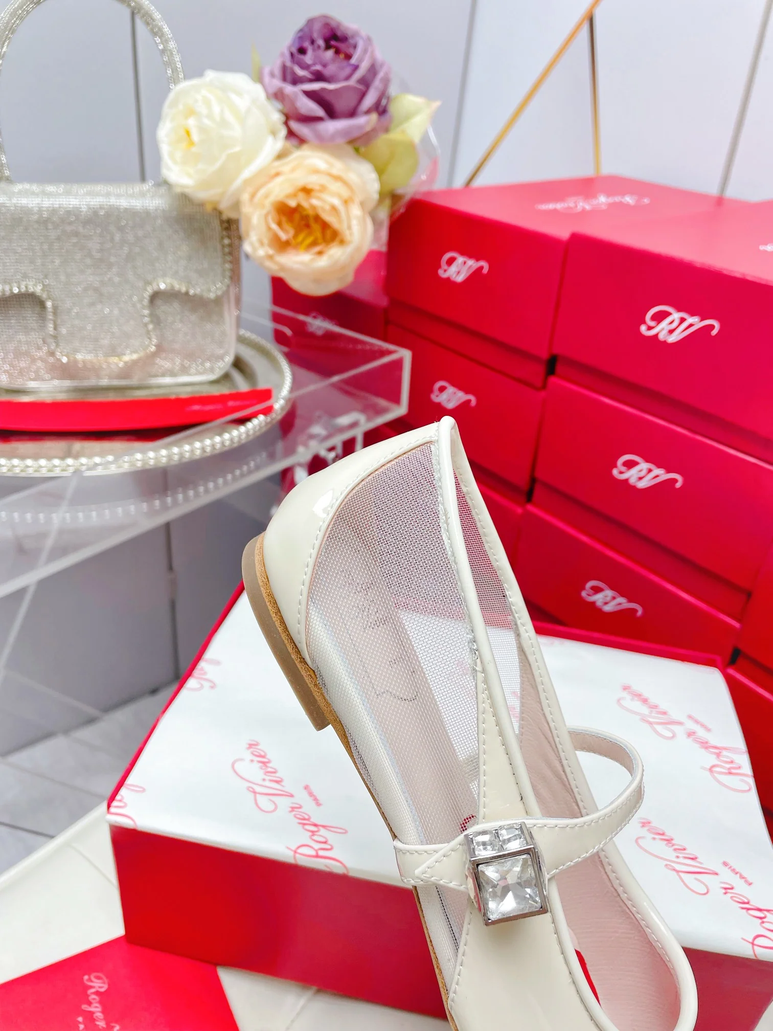 Обувь RV - Новинка ранней весны 2023 года - Балетки с острым носком - Бежевые