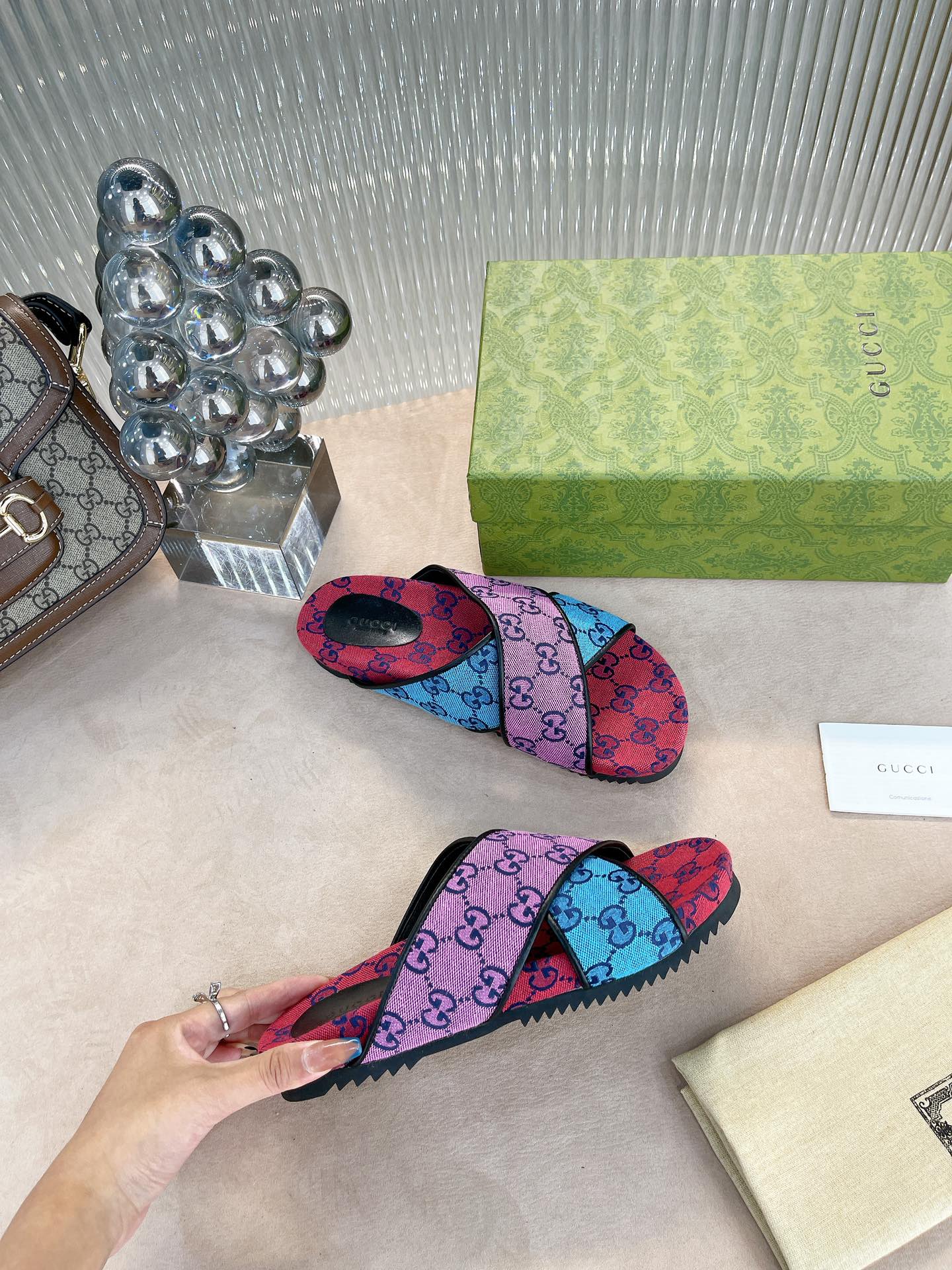 Сандалии Gucci на платформе с перекрестными ремешками - 1