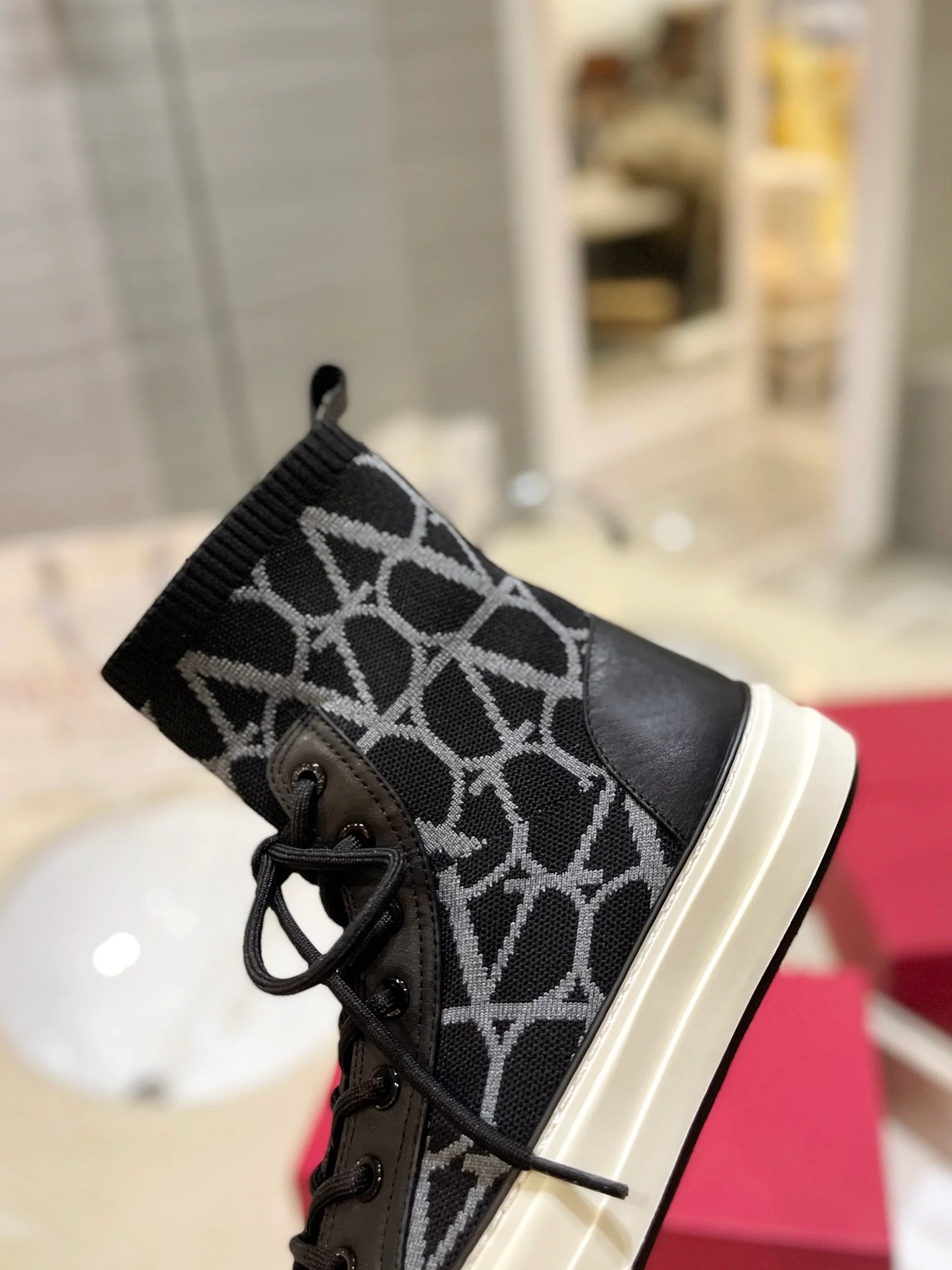 Туфли-носки Valentino до середины икры - унисекс - черные