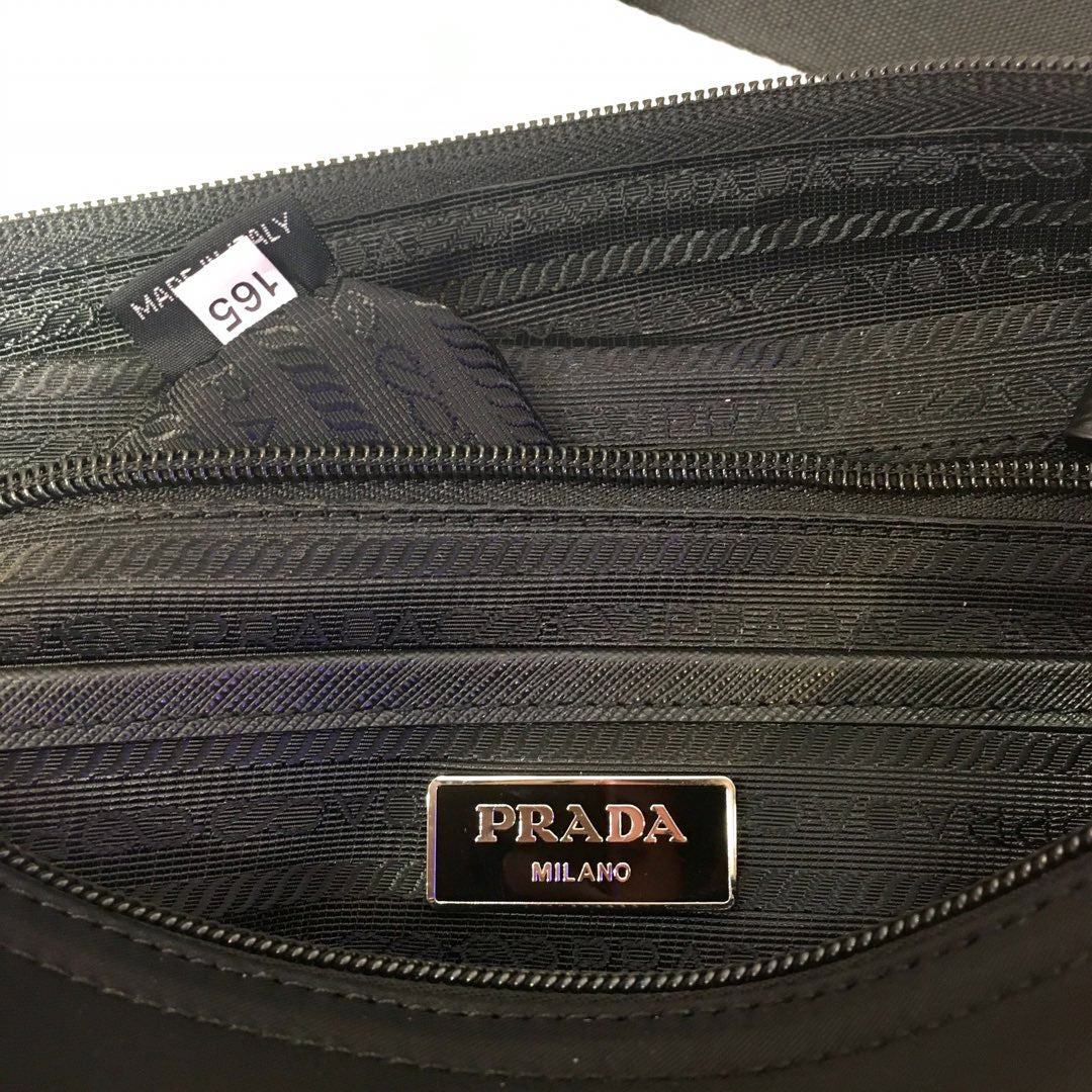 Сумка через плечо Prada