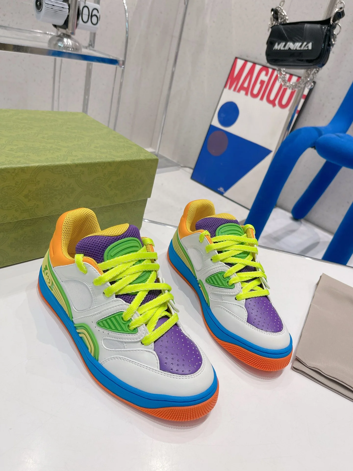 Gucci - Белые кроссовки - Кроссовки - Повседневная обувь - 18