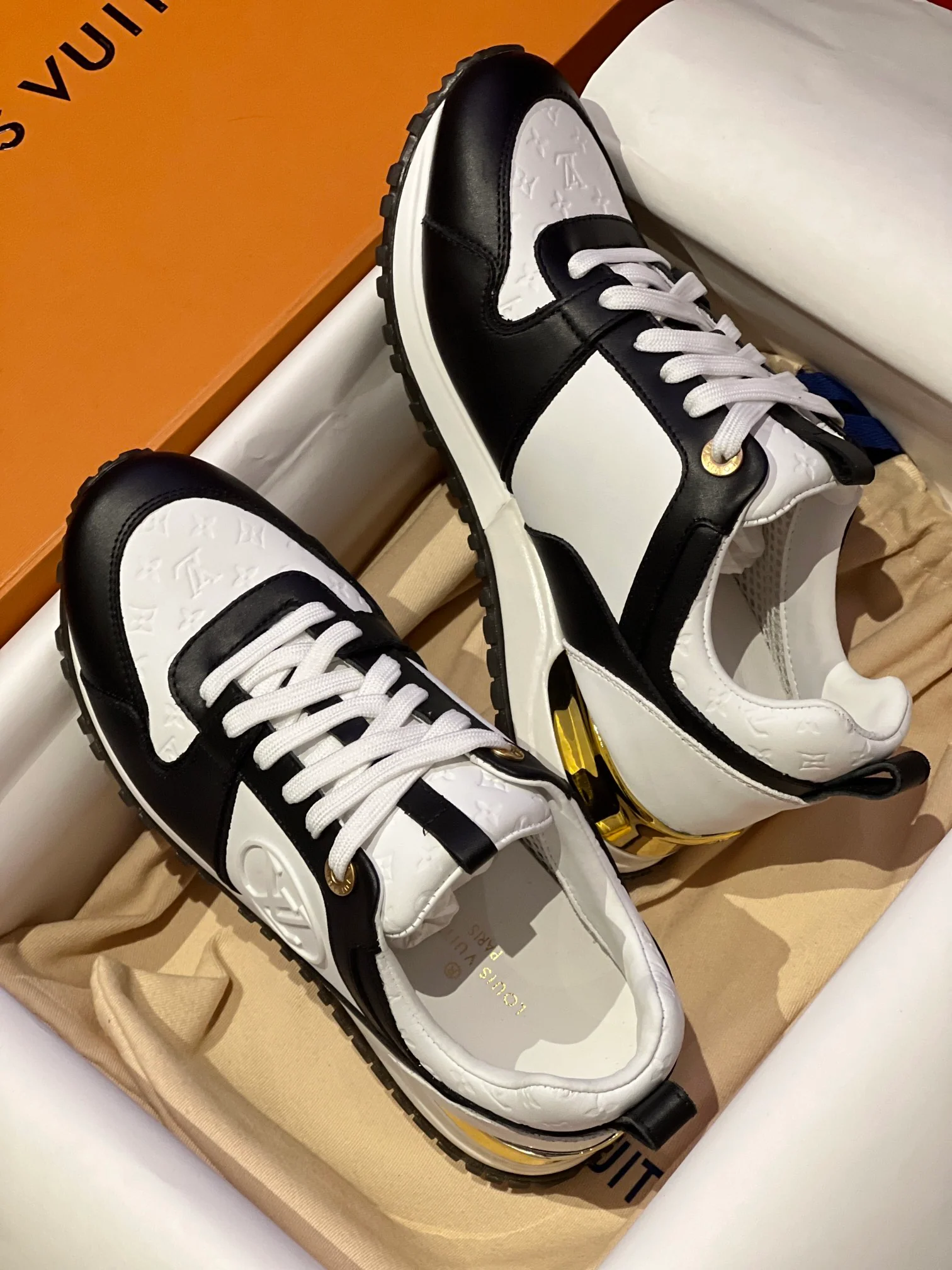 Кроссовки LV Run Away Series - Повседневные кроссовки - Черные