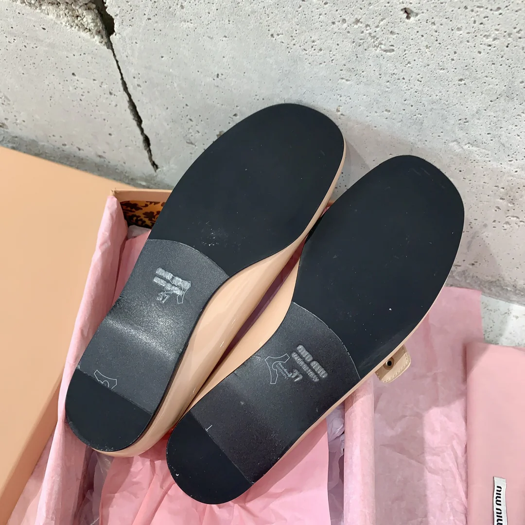 Туфли-балетки Miu Miu Mary Jane - розово-абрикосовые