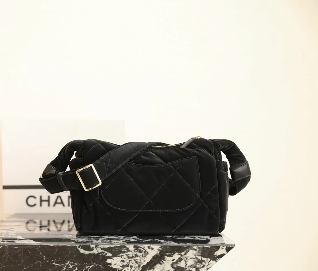 Chanel Grandsac Bowling Black