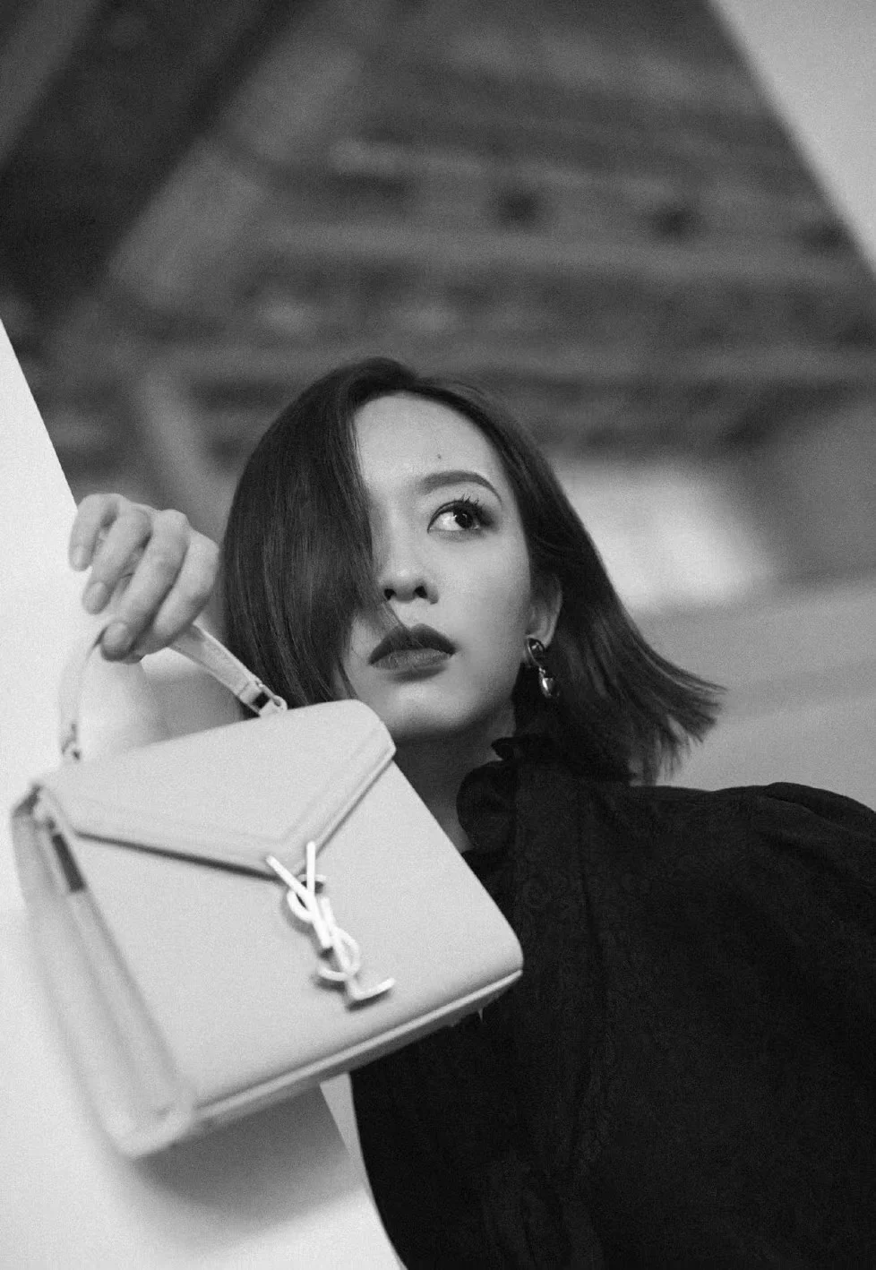 YSL Cassandra - Body Sharing - 4