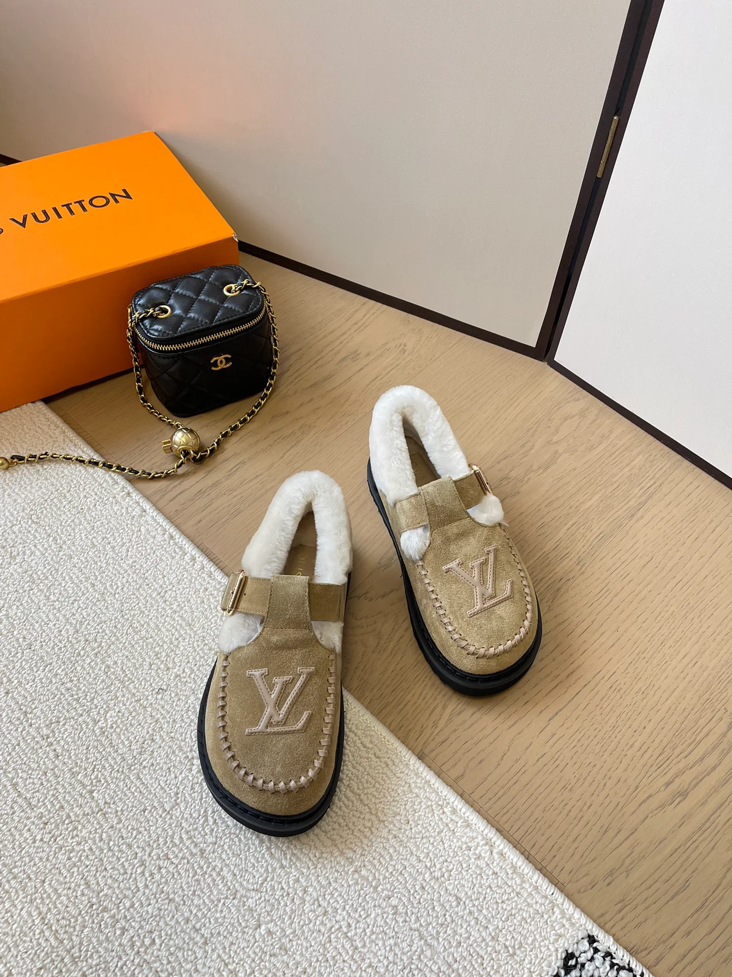 Плюшевые сандалии Birkenstock LV-2024 - Кофейно-коричневые