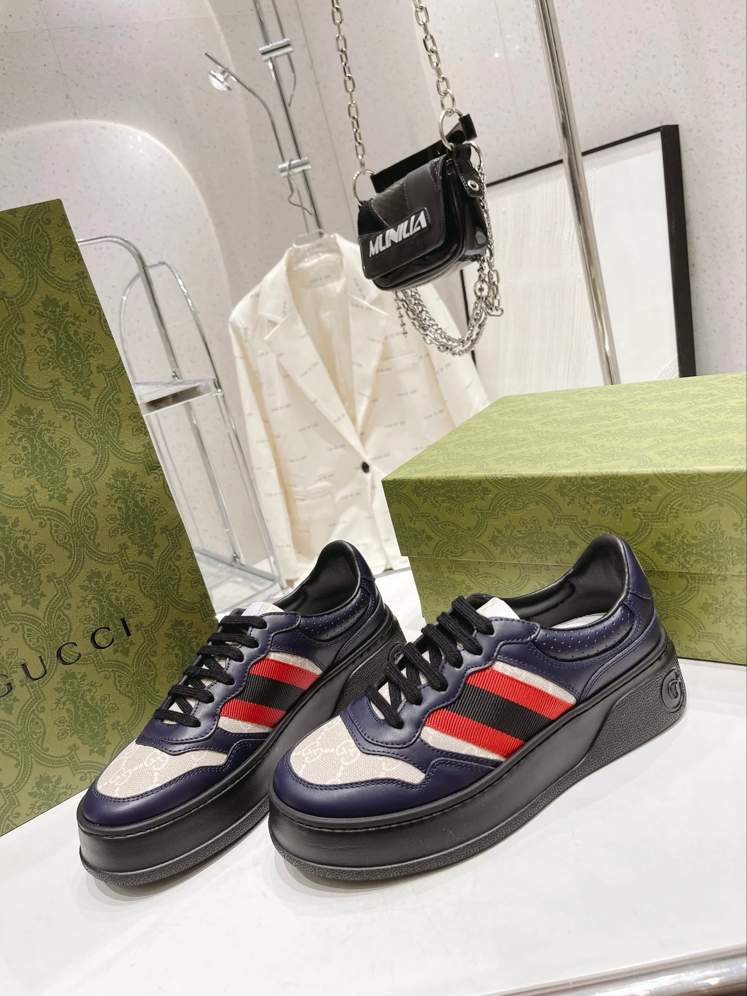 Кроссовки Gucci Chunky B Series на платформе - унисекс - черные