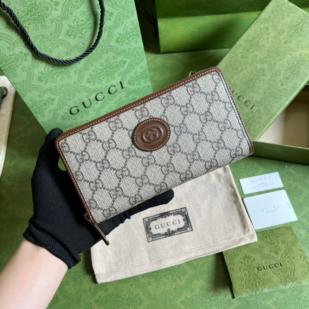 Gucci 经典老花拉链长夹