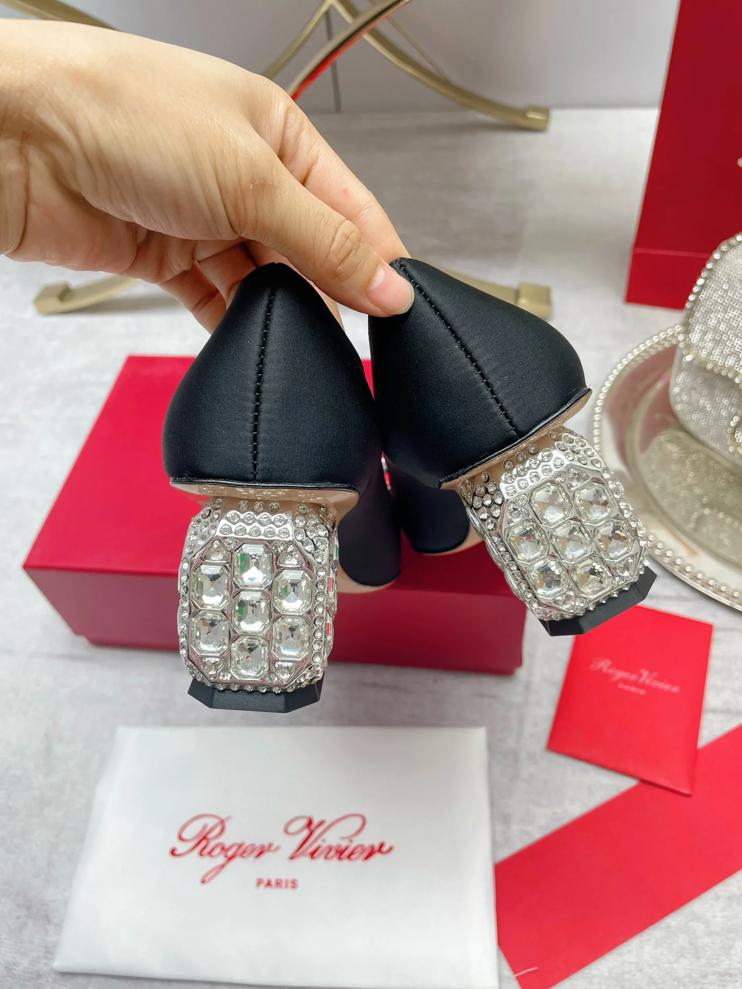 Обувь RV - Новинка сезона осень/зима 2022 - Туфли на низком каблуке - Черные