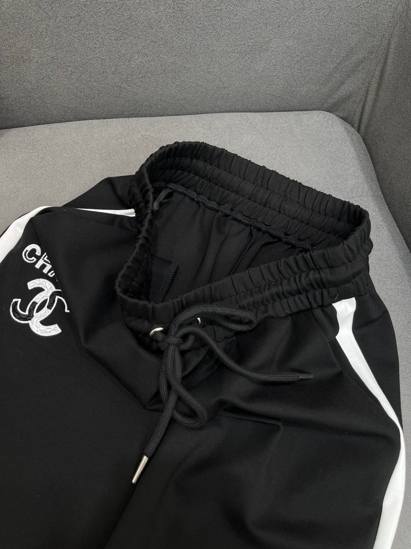 Летний костюм Chanel 2403-24ss с отложным воротником - черный