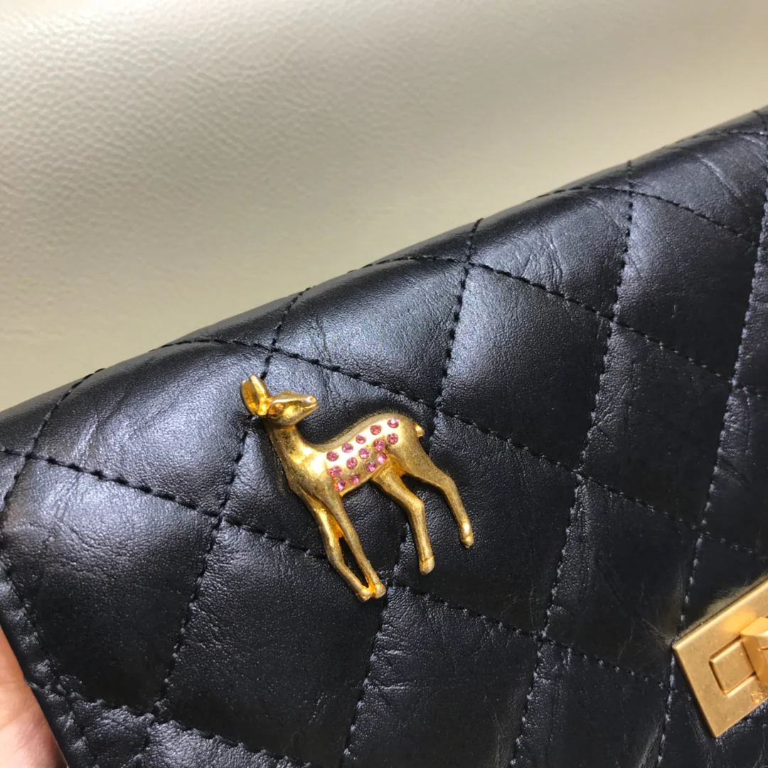 Значок-пряжка Chanel 2-55 Reissue (woc)