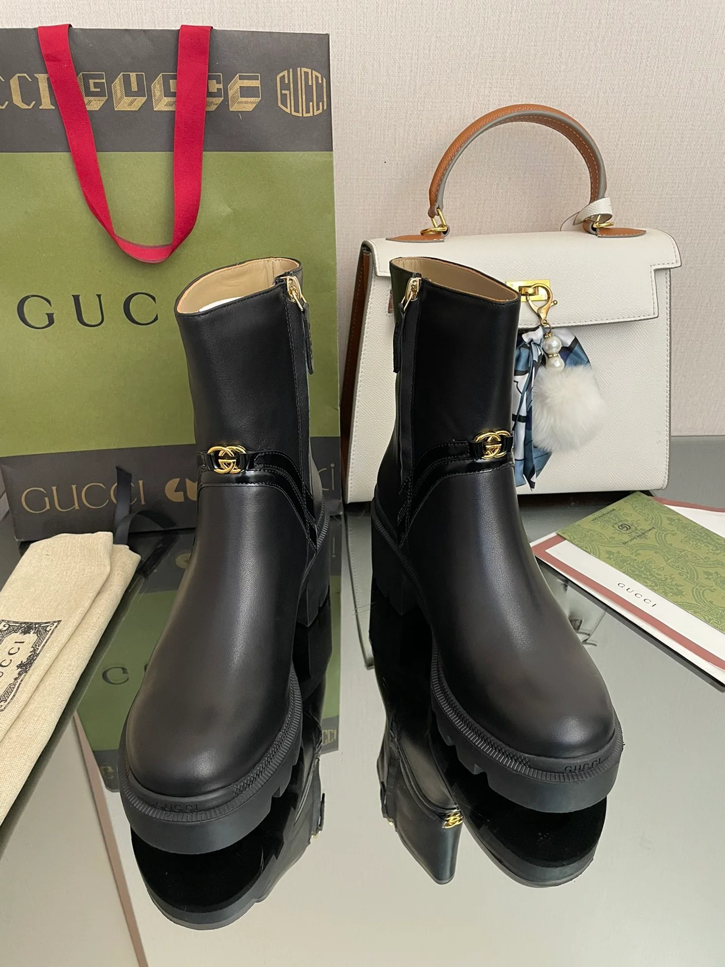 Gucci - Ботинки на платформе до середины икры - Черные