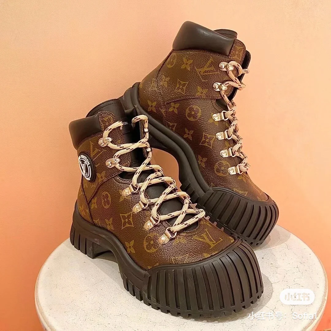 LV - Предварительная распродажа новинок - Туфли цвета 