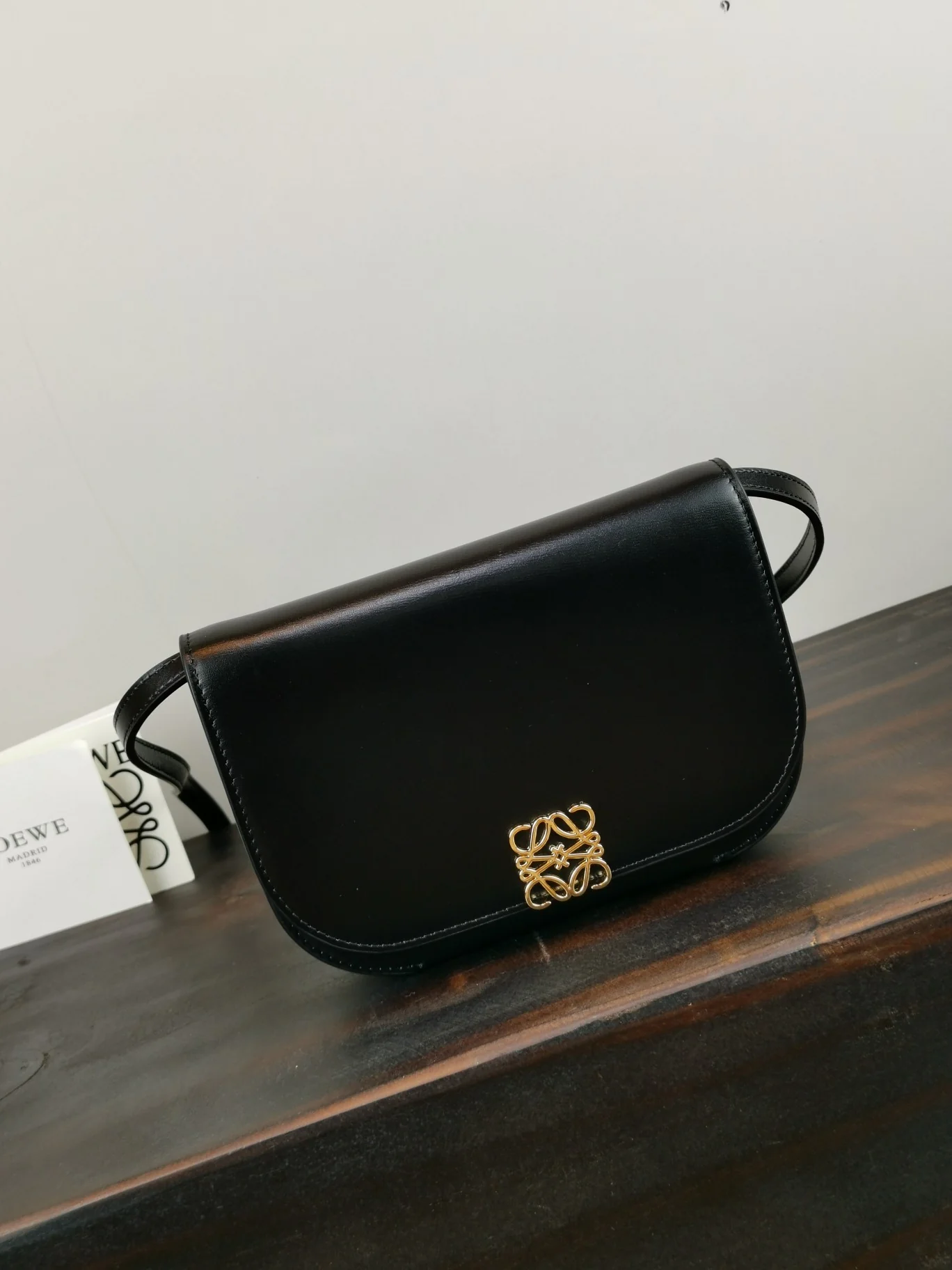 Loewe-goya-series-mini-2