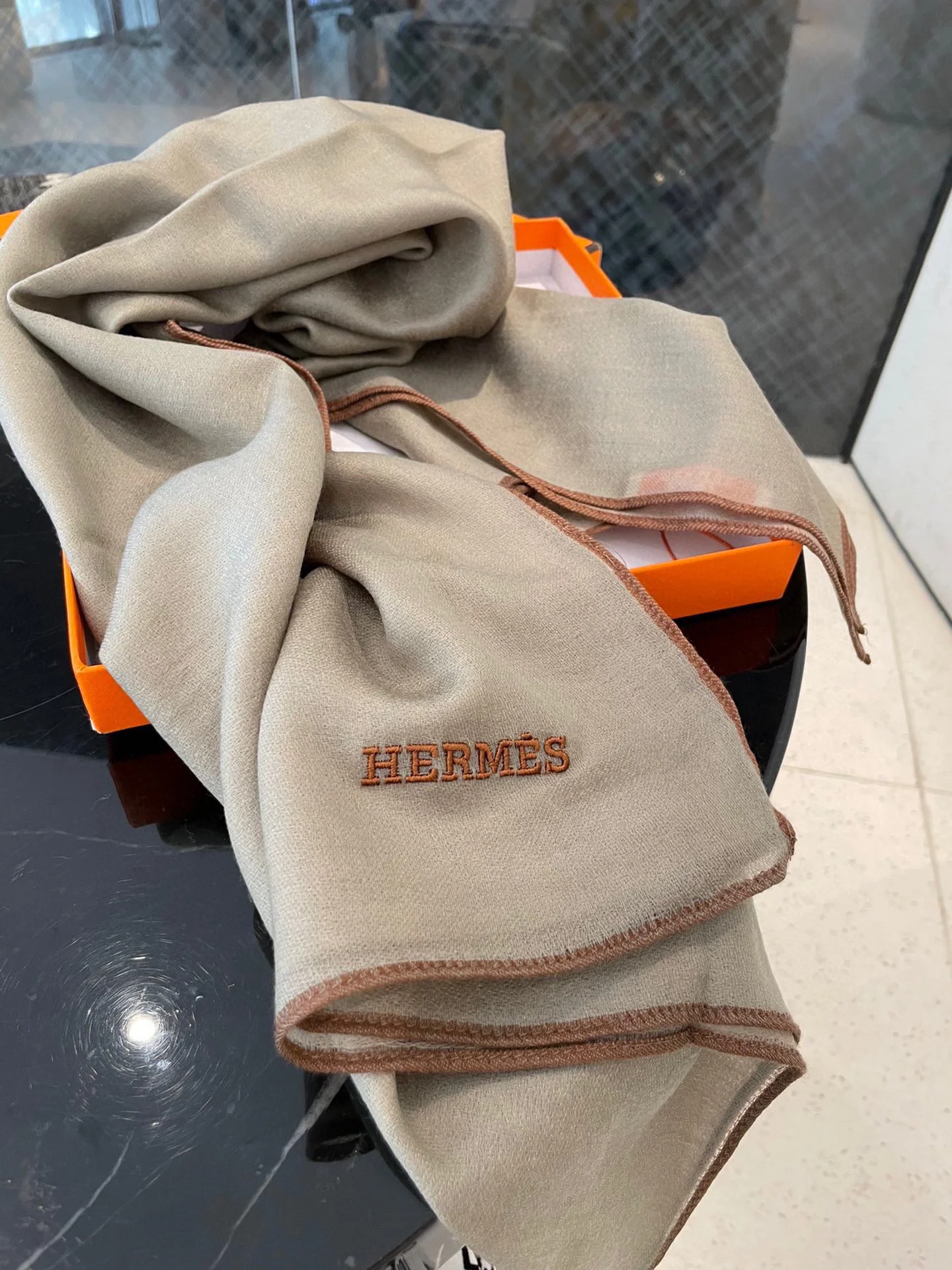 Шарф из кашемировой пряжи Hermes