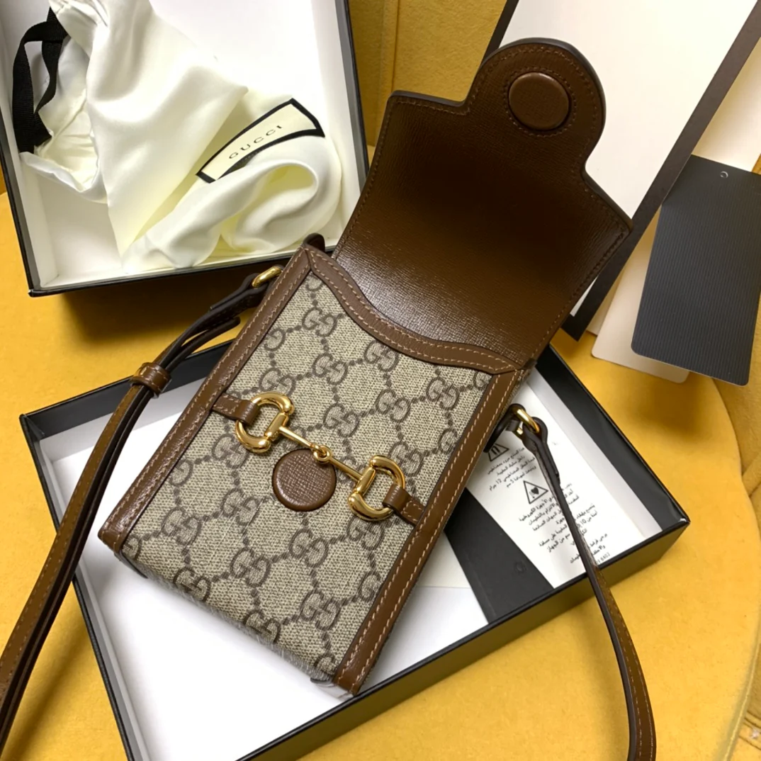 Gucci-1955马衔扣手机包