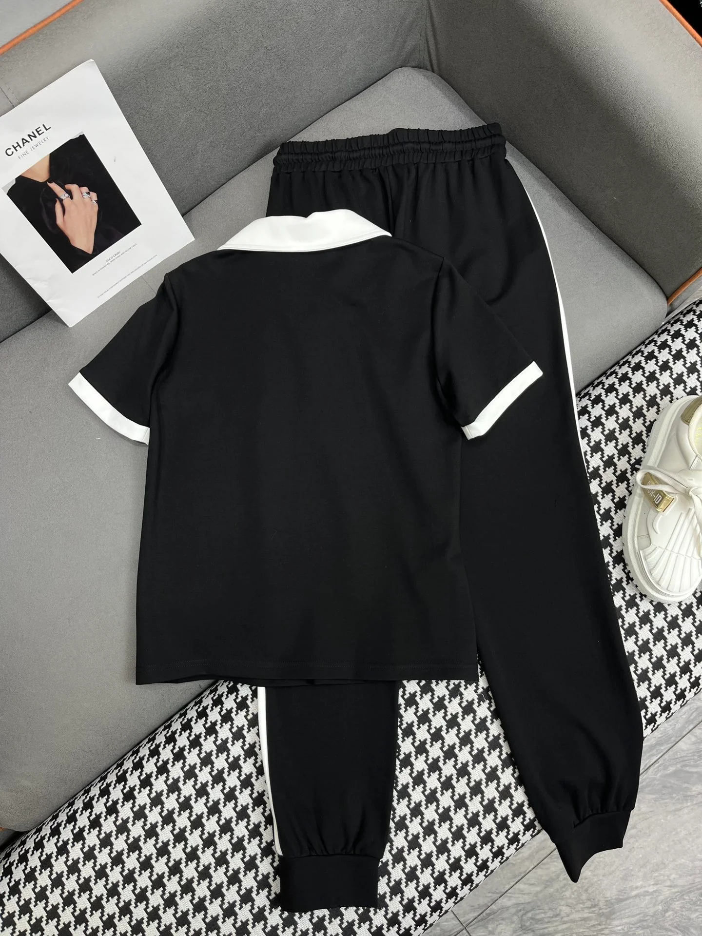 Летний костюм Chanel 2403-24ss с отложным воротником - черный