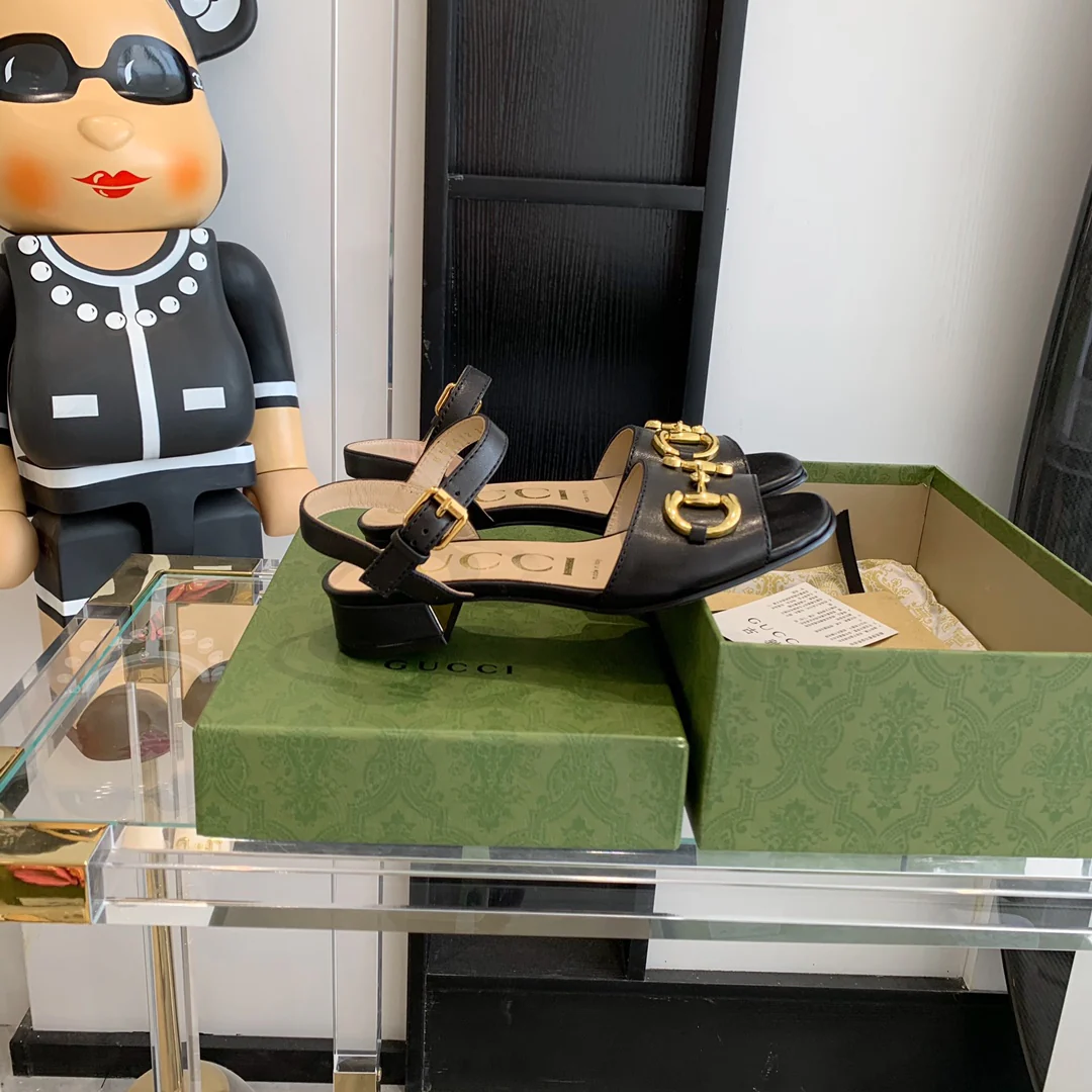 Босоножки Gucci на низком каблуке - 2