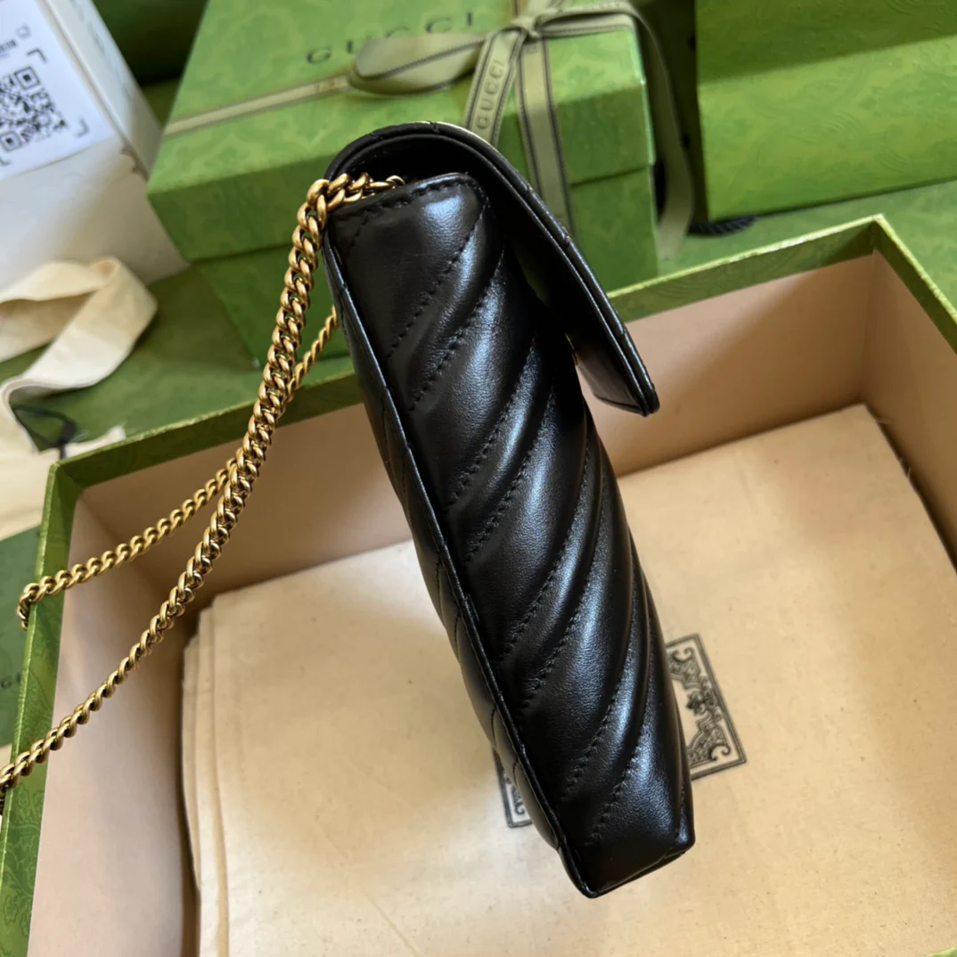 Gucci Marmont 手机包