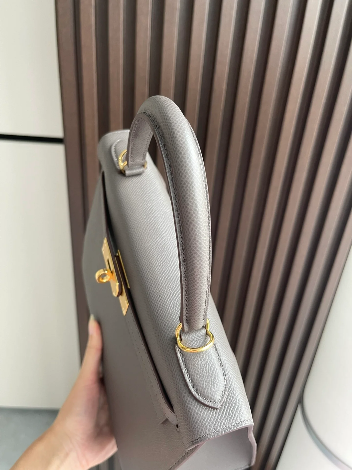 Hermes-kelly-28-epsom-outer seam-8f tin ash-gold buckle