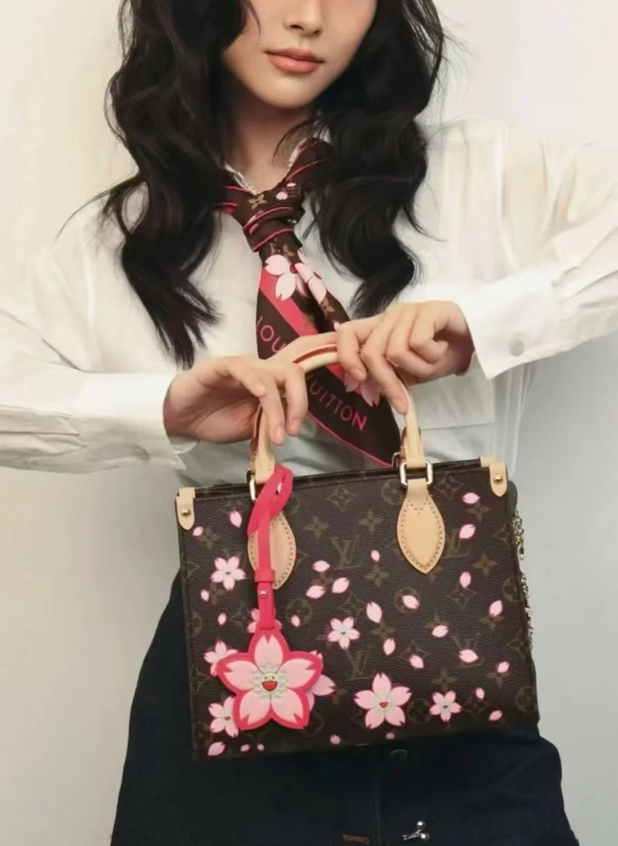 LV-m13269-tm-onthego handbag-small-cherry blossom design