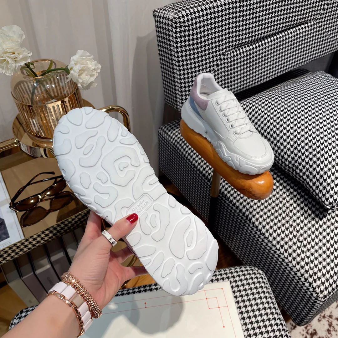 McQueen - Новые кроссовки - Розово-фиолетовая задняя часть