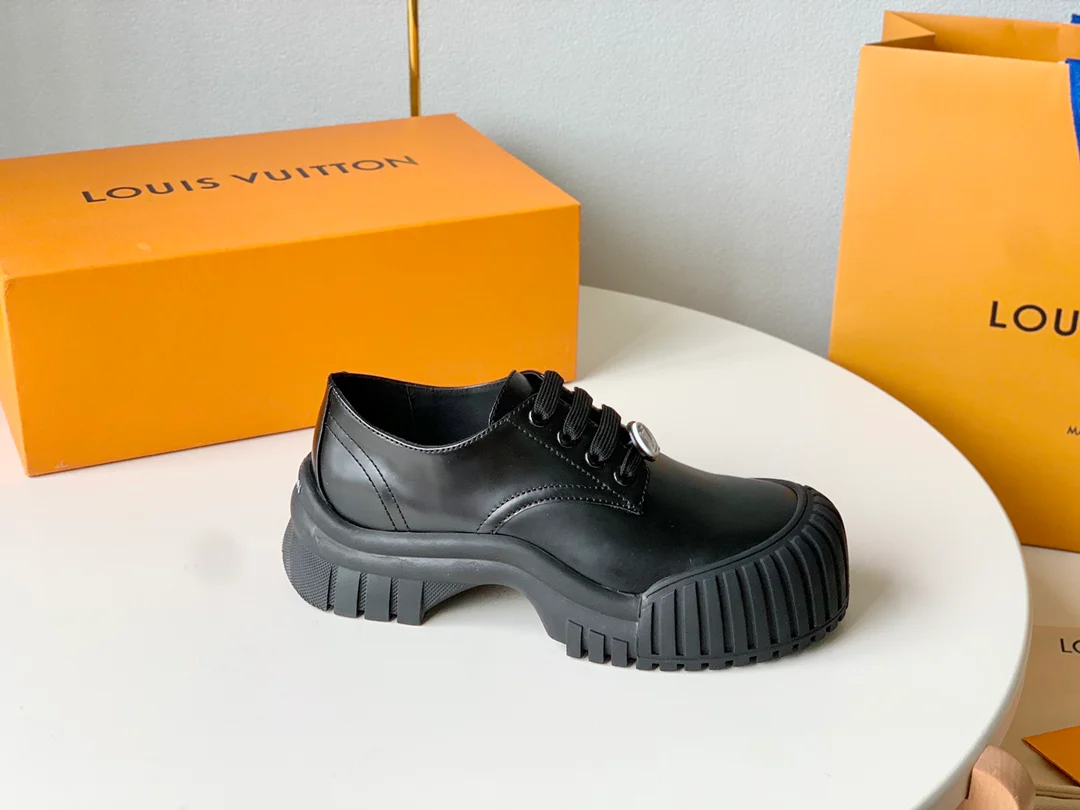 Новинка LV 2023 года - Серия Ruby - Туфли Мэри Джейн на каблуке с биде - Черные