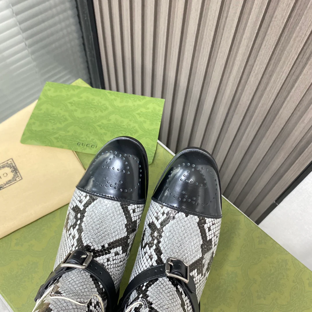 Новинка сезона осень/зима 2022 от Gucci - сапоги для верховой езды в стиле подиума - 2 шт.