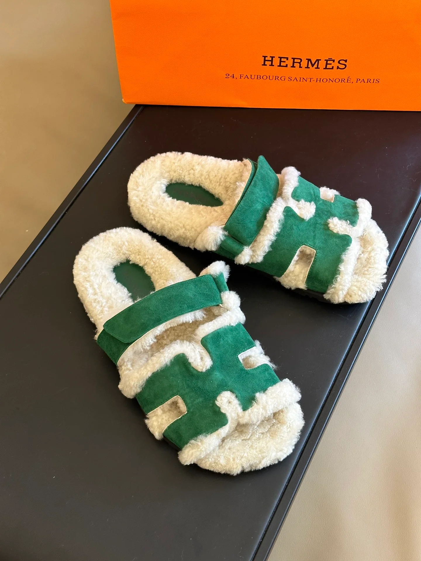 Тапочки Hermes Second Uncle 2024 — зеленые