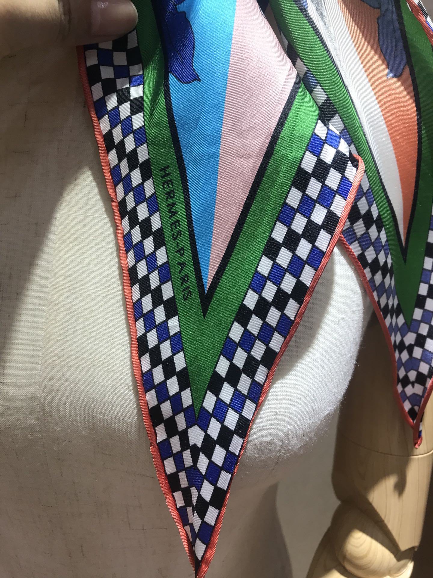 Hermes - Новейший шарф Garden Diamond - 100% - Твиловый шелк - 43 - 115 см - 4