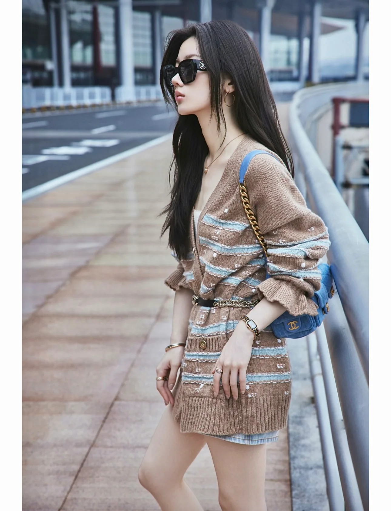 Сумка Chanel 25c Denim Hippie Bag - светло-голубая