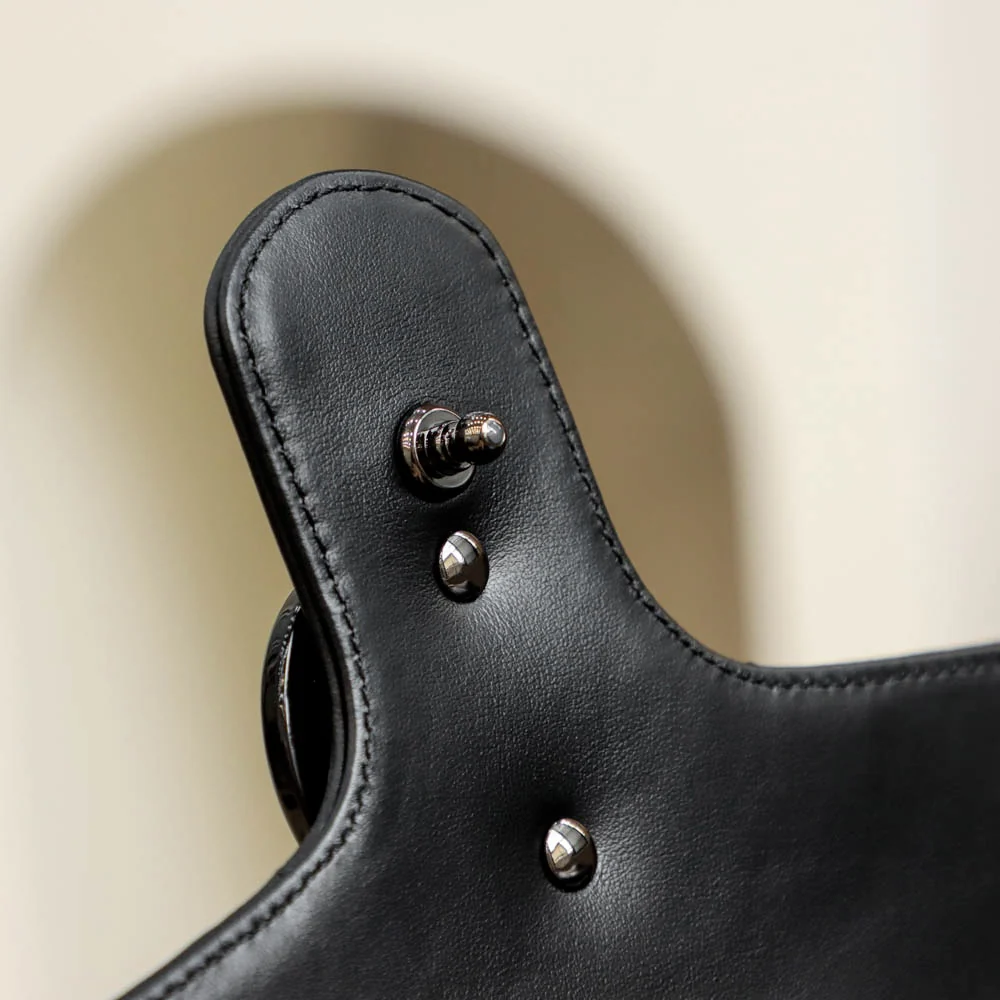 Сумка на цепочке из коллекции Gucci Marmont - Черная