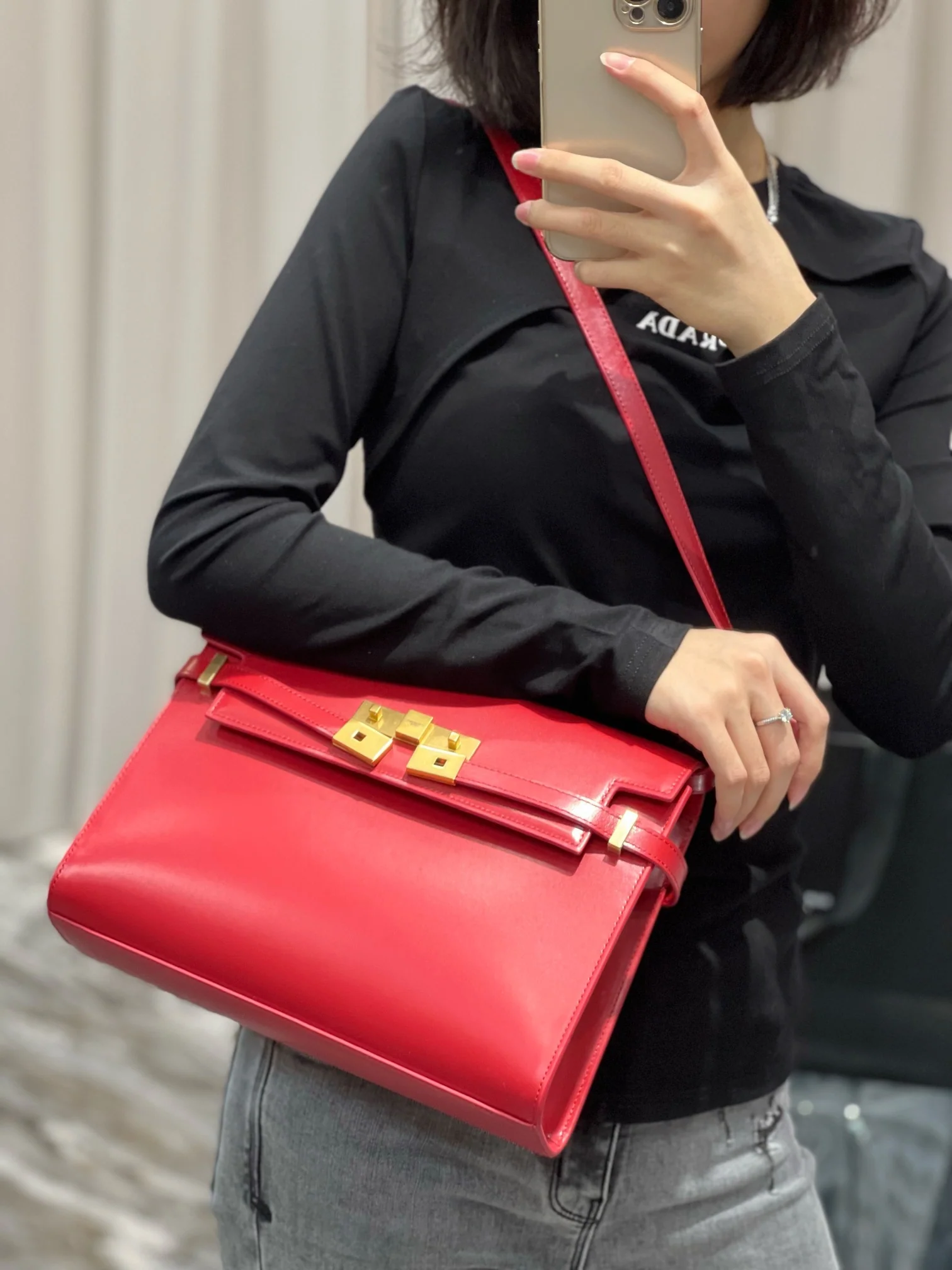 Сумка YSL Manhattan через плечо/кроссбоди - красная