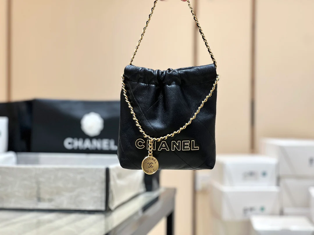 Мини-сумка Chanel Mini 22, лимитированная серия, мусорный мешок - черный.