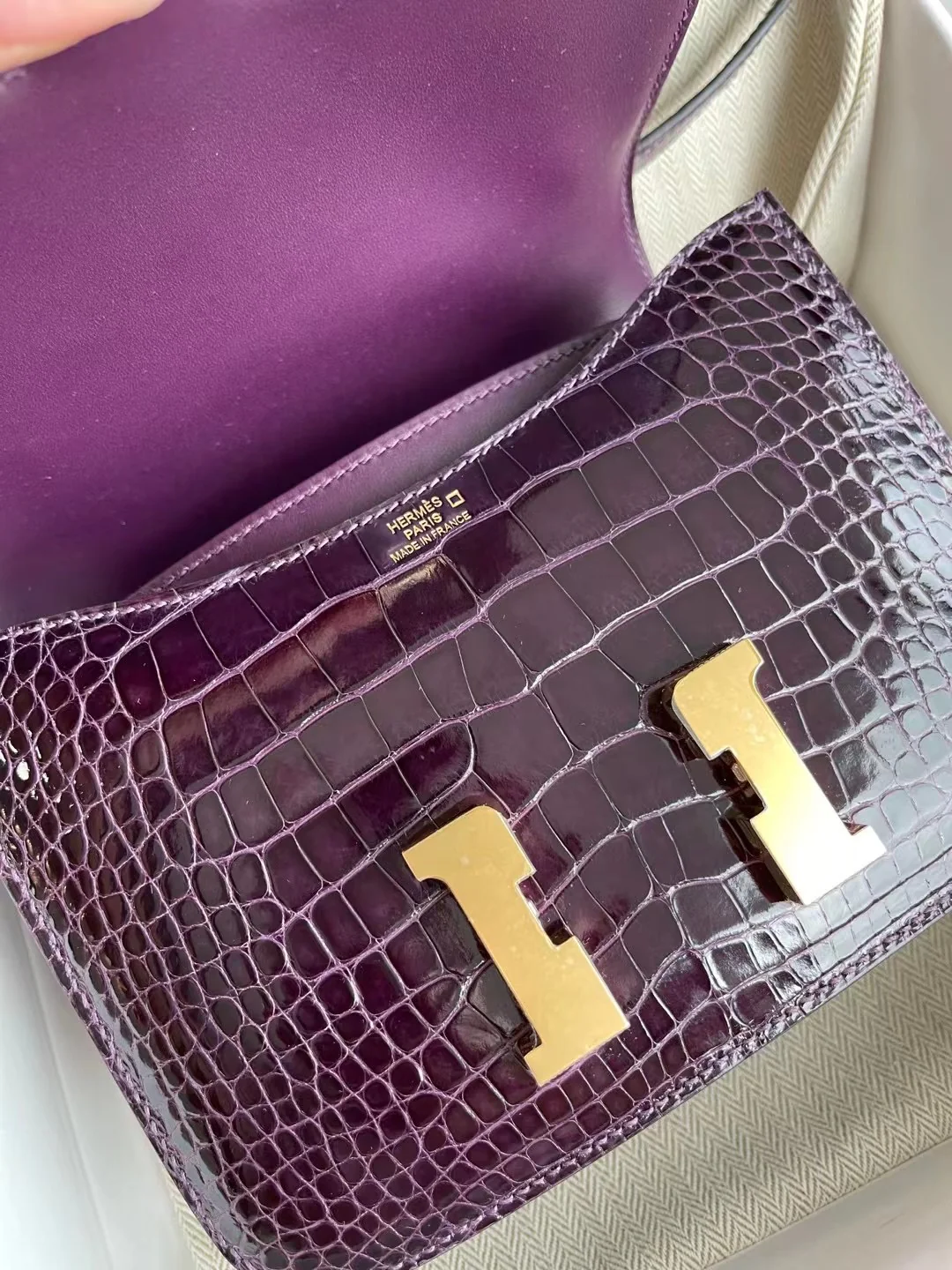 Hermes Constance 19 Premium Purple N5 Plus Фиолетовая золотая пряжка