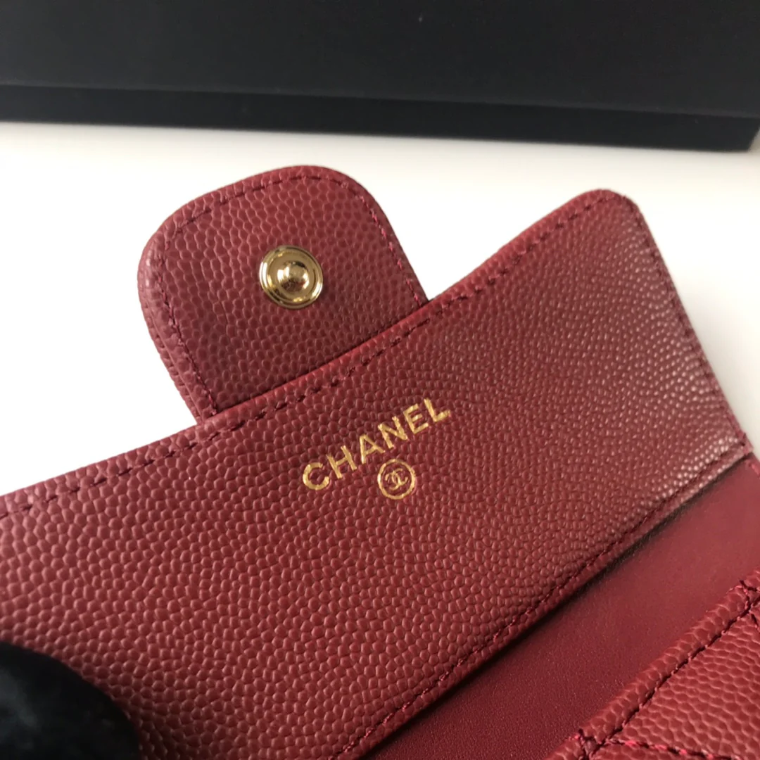 Chanel - Трехсекционный кошелек - Красная глянцевая кожа с золотой пряжкой