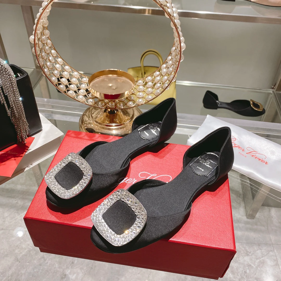 Обувь RV - Новинка весны/лета 2023 - Шелковый атлас с ажурной отделкой - Балетки - Черный