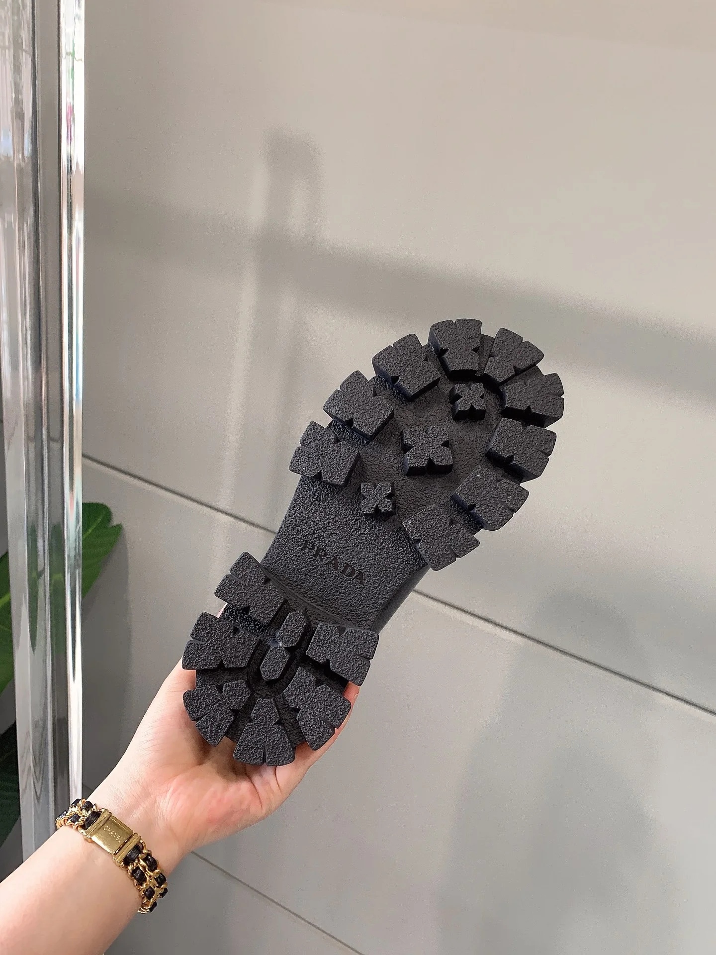 Prada - Туфли на платформе - Кожаные туфли