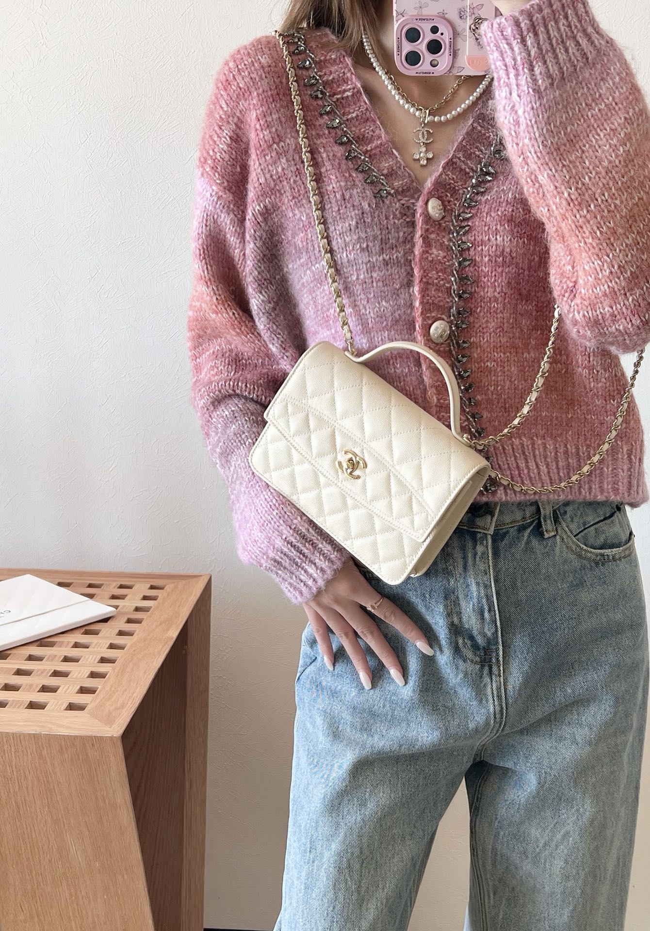 Рюкзак-мессенджер Chanel 25c - кремово-белый