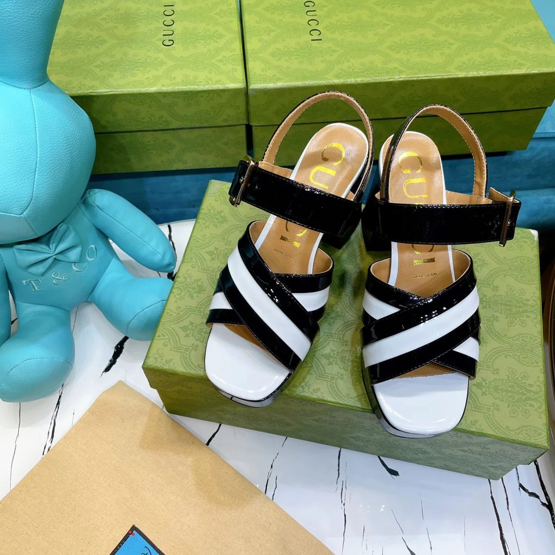 Босоножки на высоком каблуке Gucci