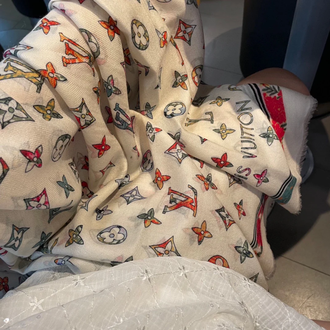 Шелковый шарф LV - 110-200 см - кашемир высшего качества (100%)