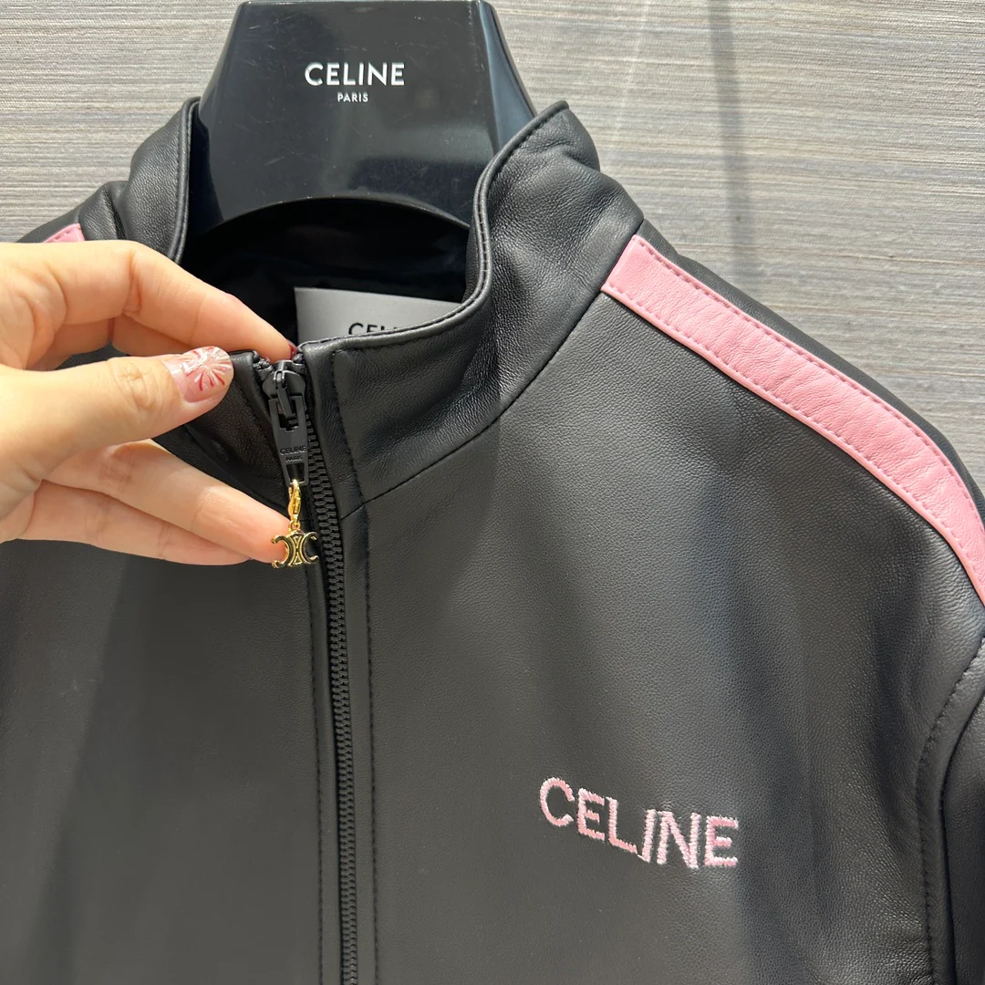 Куртка Celine из натуральной кожи, новая коллекция весна/лето 2024, с воротником-стойкой и розовой отделкой.