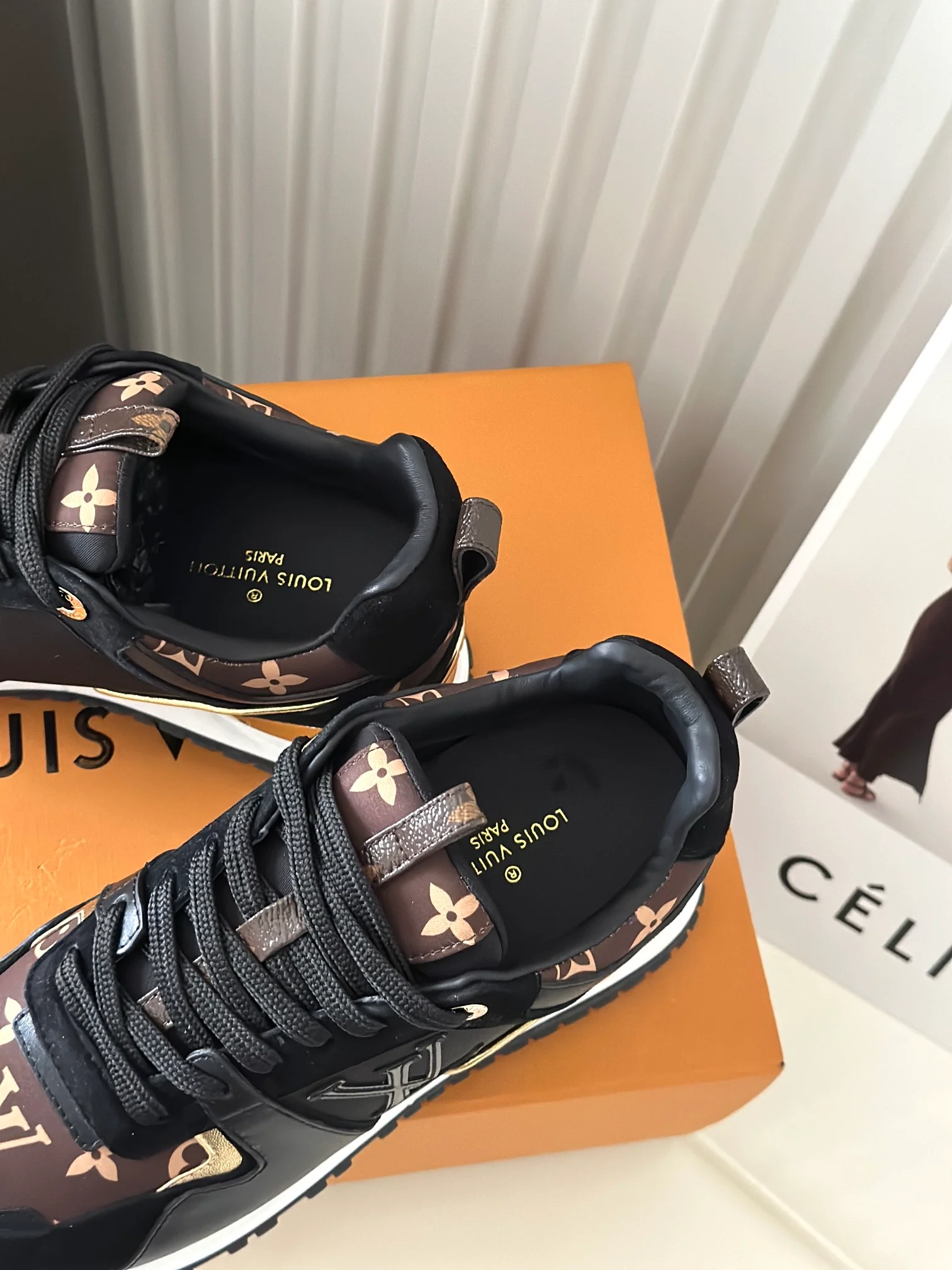 Кроссовки LV Runaway - серия Monogram - черные