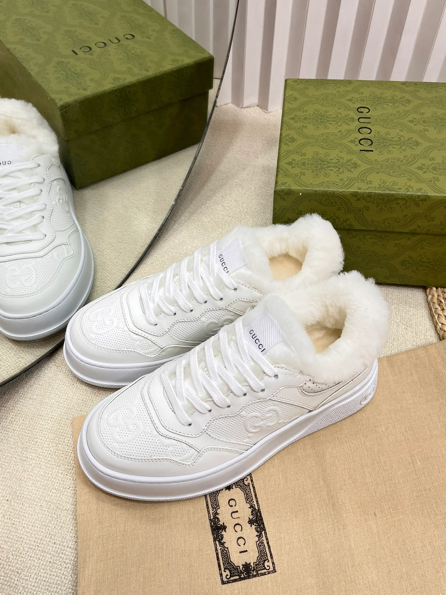 Туфли Gucci 2024 Wool Biscuit Shoes - белые