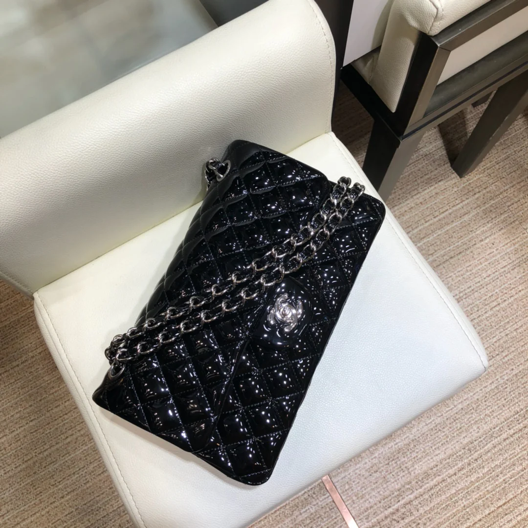 Сумка Chanel CF - лакированная кожа - серебряная цепочка - 25 см