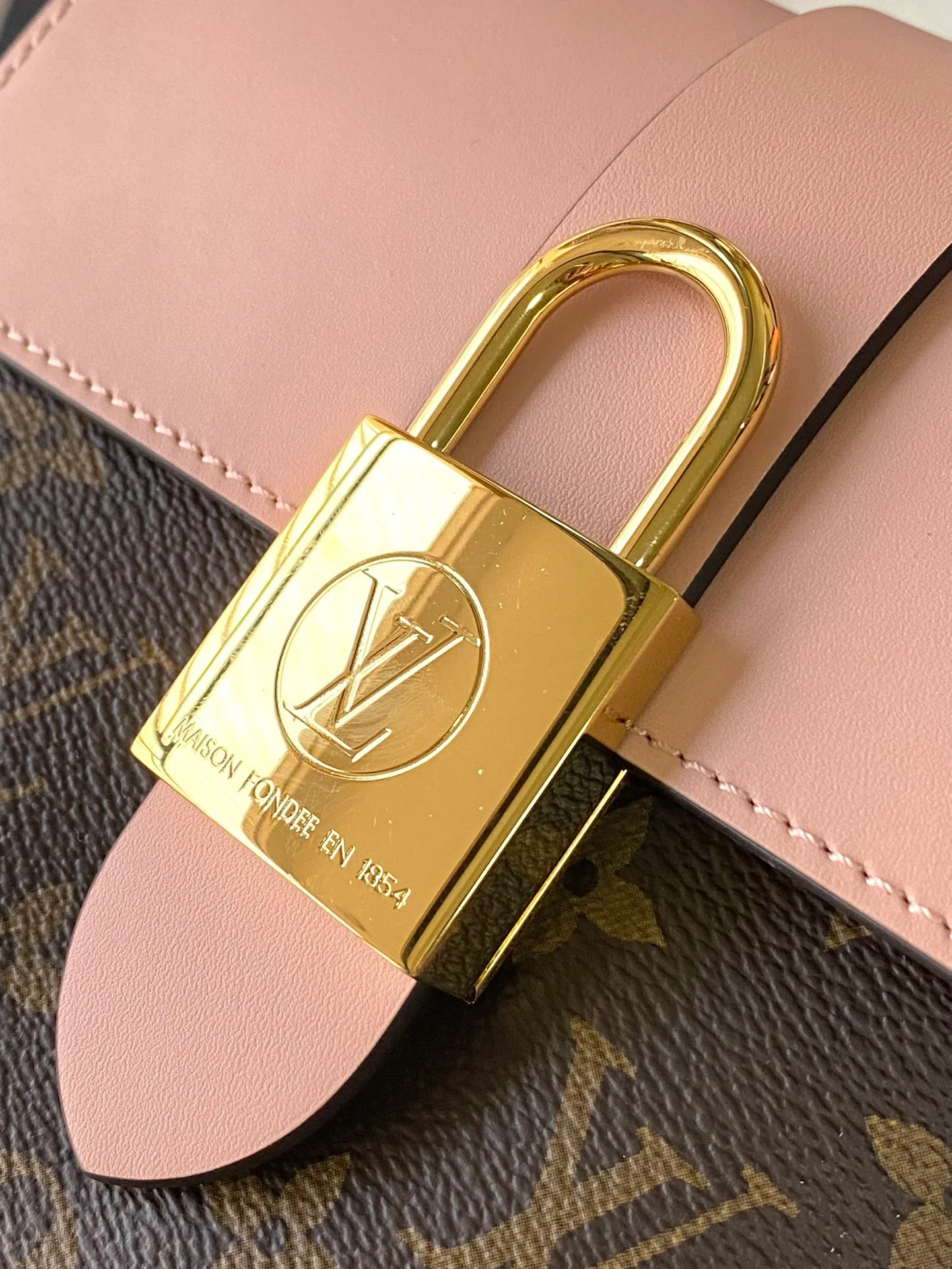 m44080-LV-locky-bb-shoulder bag-handbag-pink