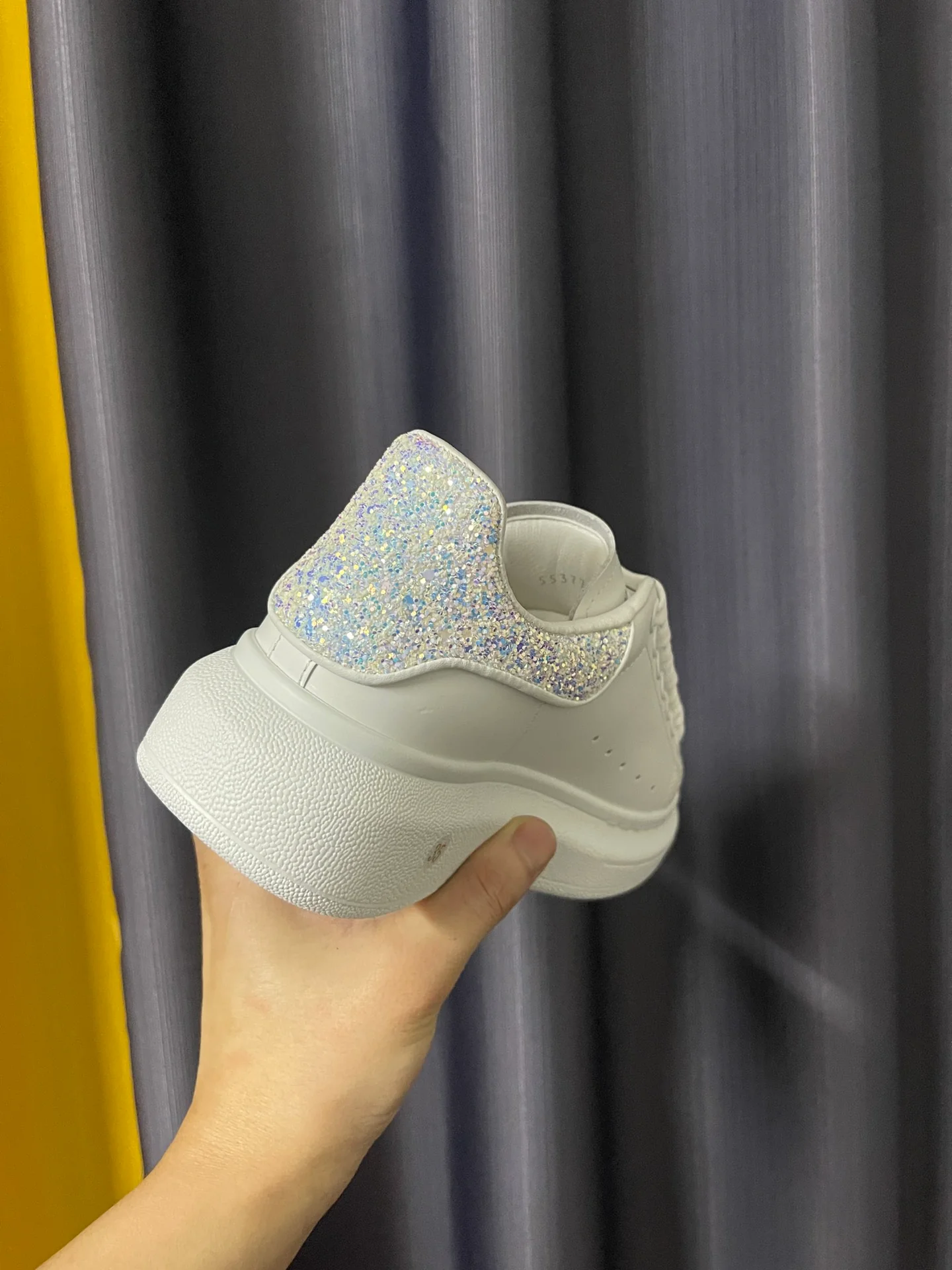 Классические белые кроссовки McQueen - унисекс - переливающийся белый - премиум-издание