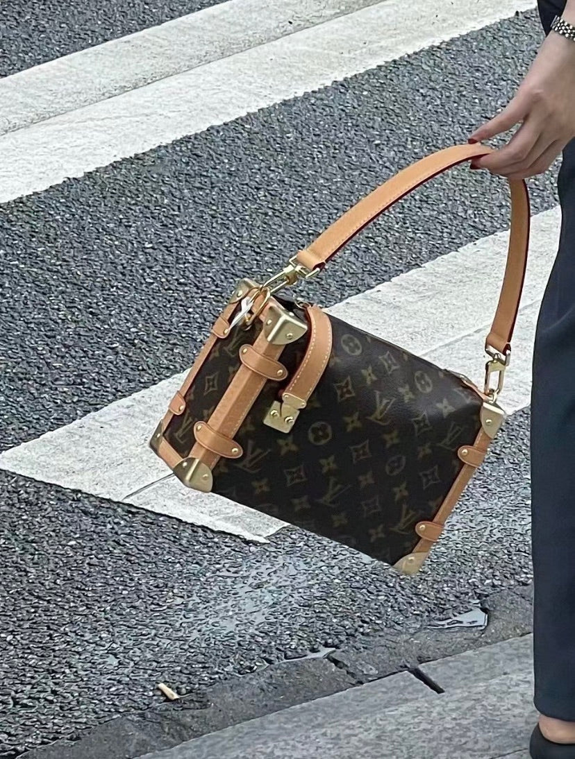 m46358-LV-side-trunk-mm-handbag/crossbody bag