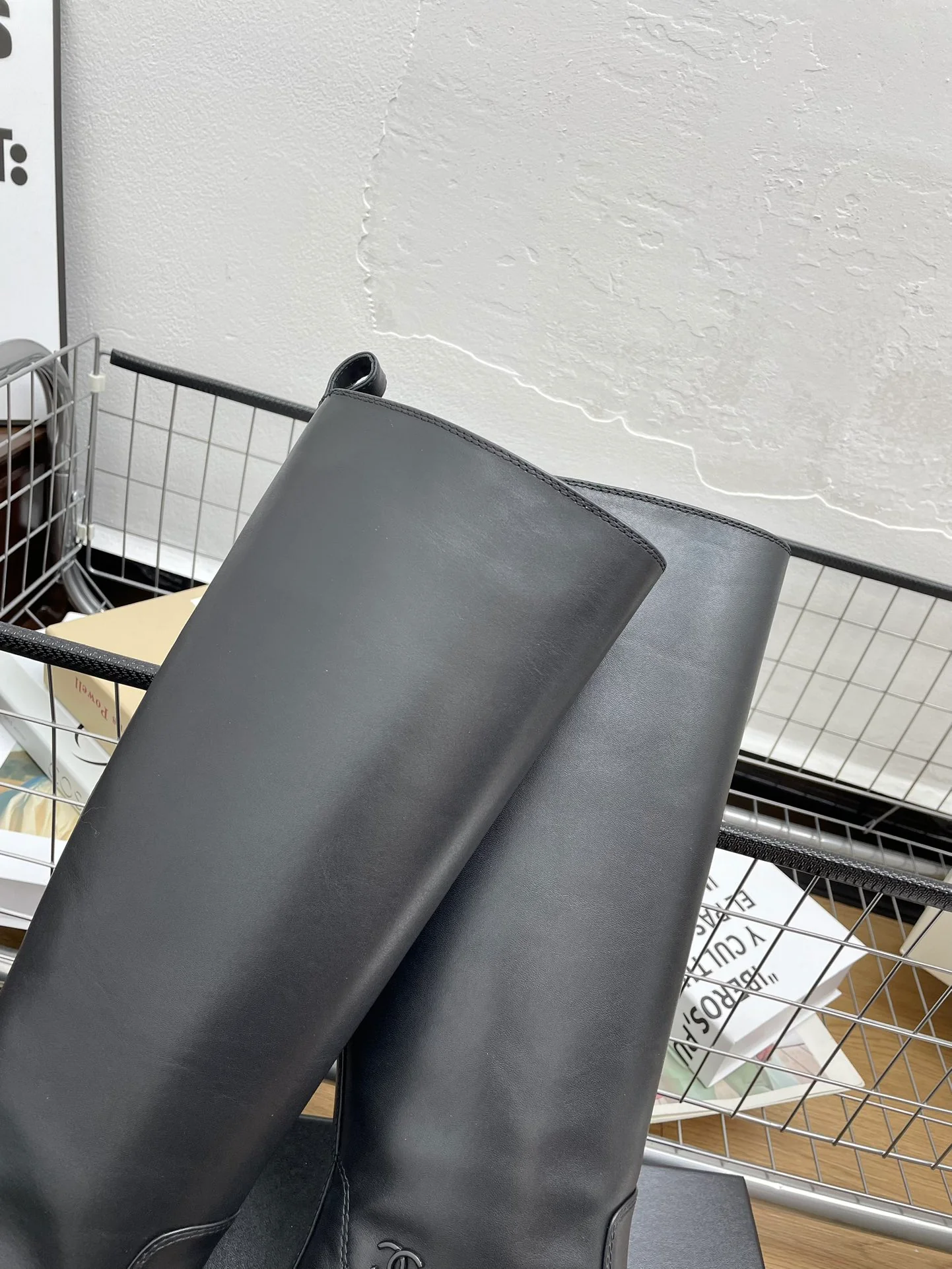 Высокие сапоги для верховой езды Chanel 2024 - черные